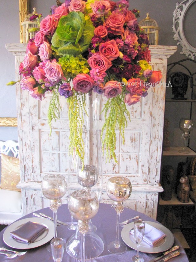 Eiffel Tower Vase Baby's Breath Eiffel Tower Vase Baby's Breath