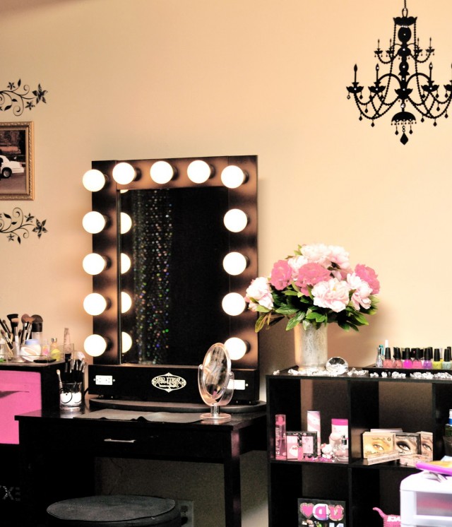 Vanity Mirror With Lights For Bedroom Vanity Mirror With Lights For Bedroom