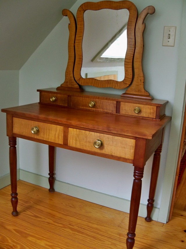 Antique Vanity With Mirror For Sale Antique Vanity With Mirror For Sale