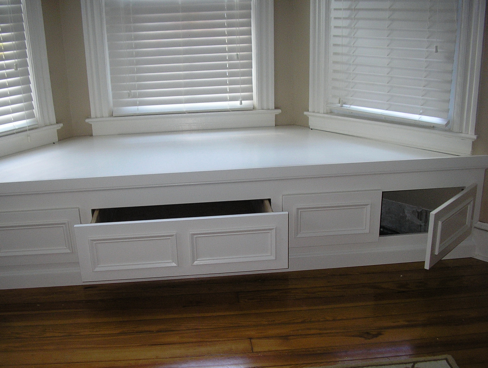 Bay Window Bench With Storage Home Design Ideas Bay Window Bench With Storage