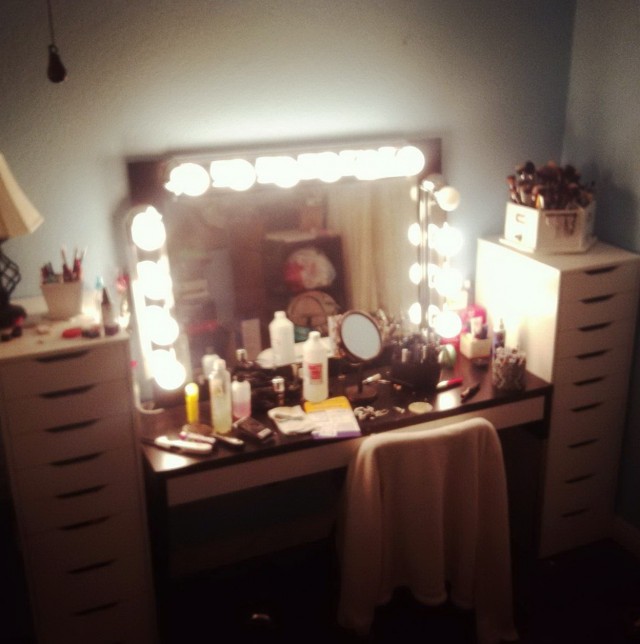 Broadway Lighted Vanity Mirror Cheap Broadway Lighted Vanity Mirror Cheap