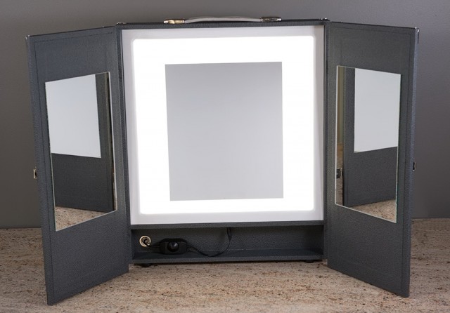 Makeup Mirror With Light Bulbs Makeup Mirror With Light Bulbs