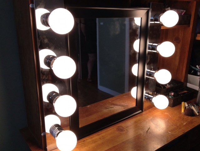 Vanity Mirror With Light Bulbs Vanity Mirror With Light Bulbs
