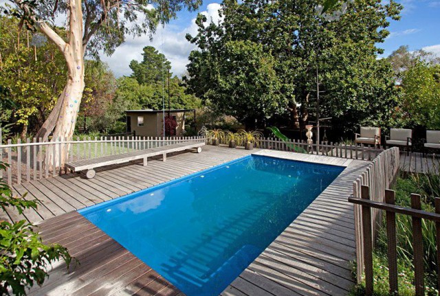 Above Ground Pools With Decks Around Them Above Ground Pools With Decks Around Them