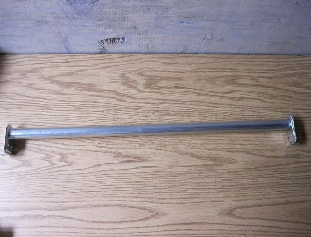 Adjustable Closet Rod Hanger Adjustable Closet Rod Hanger