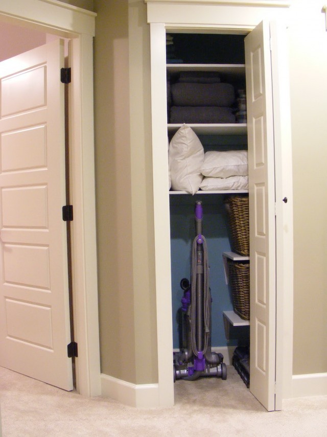 Small Linen Closet Organization Small Linen Closet Organization