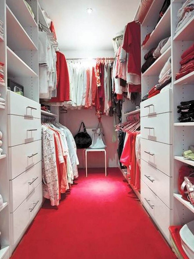 Small Walk In Closet Storage Ideas Small Walk In Closet Storage Ideas