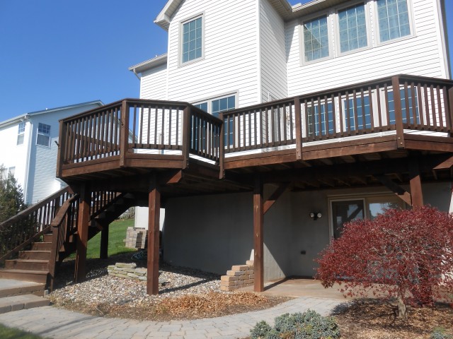 Deck Cleaning And Staining Tips Deck Cleaning And Staining Tips