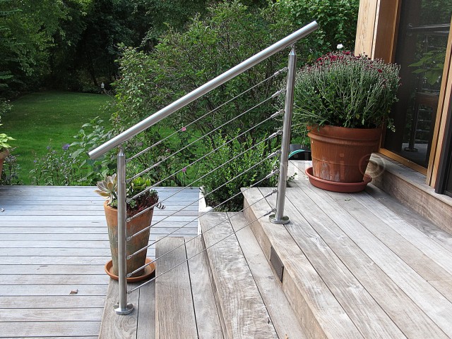 Stainless Steel Deck Railings With Cables Stainless Steel Deck Railings With Cables