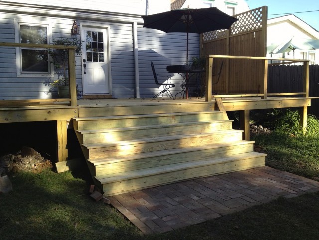 Building Deck Stairs With A Landing
