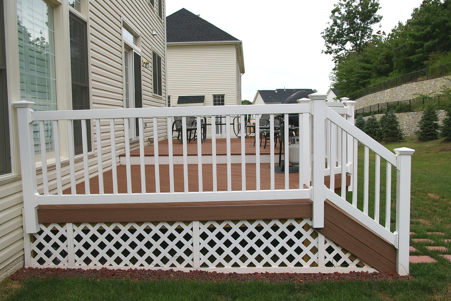 How To Clean Composite Decking Material : Best Composite Decking ...
