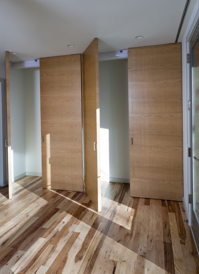 Pivot Hinges For Closet Doors Pivot Hinges For Closet Doors