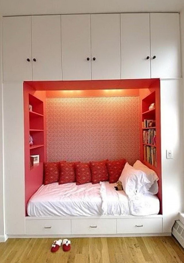 Organizing A Small Bedroom Without Closet Home Design Ideas