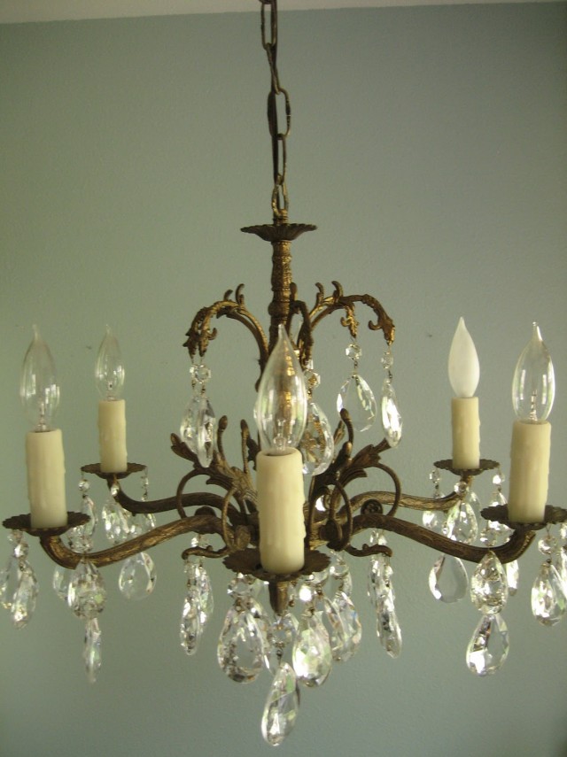Installing A Chandelier In An Apartment Installing A Chandelier In An Apartment