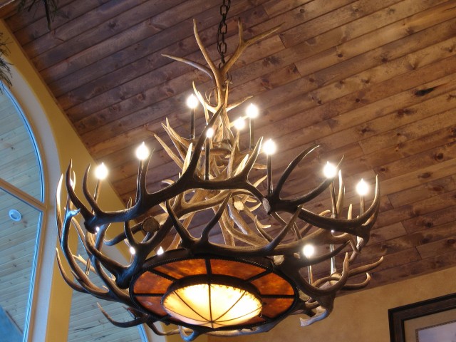 Modern Deer Antler Chandelier Modern Deer Antler Chandelier