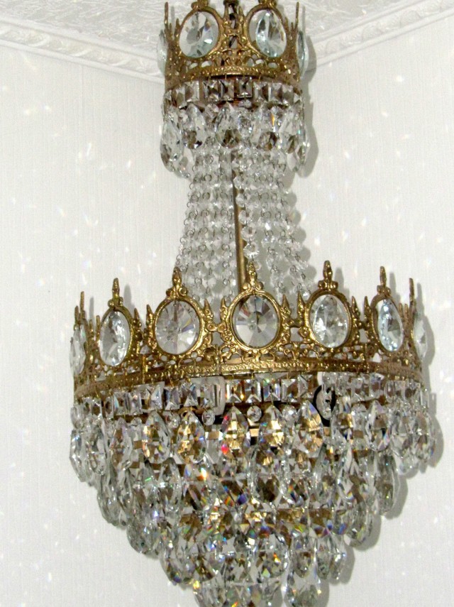 Antique Victorian Crystal Chandelier Antique Victorian Crystal Chandelier
