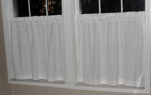 White Cotton Cafe Curtains White Cotton Cafe Curtains
