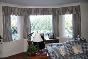 Bay Window Curtain Ideas For Kitchens