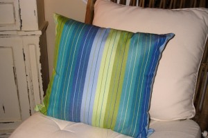 Outdoor Pillows And Cushions Sale